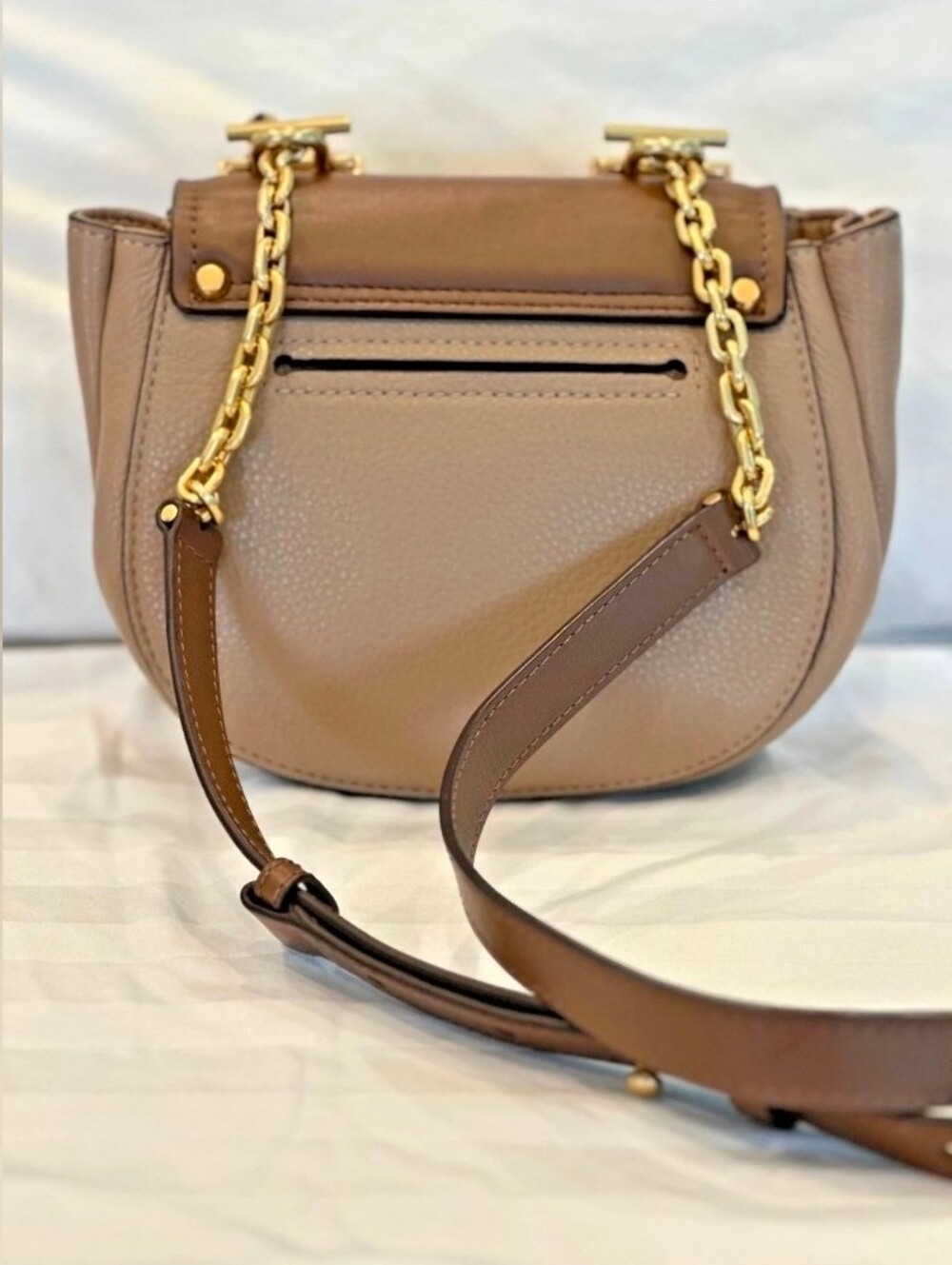 Michael Kors Isadore Medium Top Handle Messenger | Leather | Crossbody - Picture 5 of 8